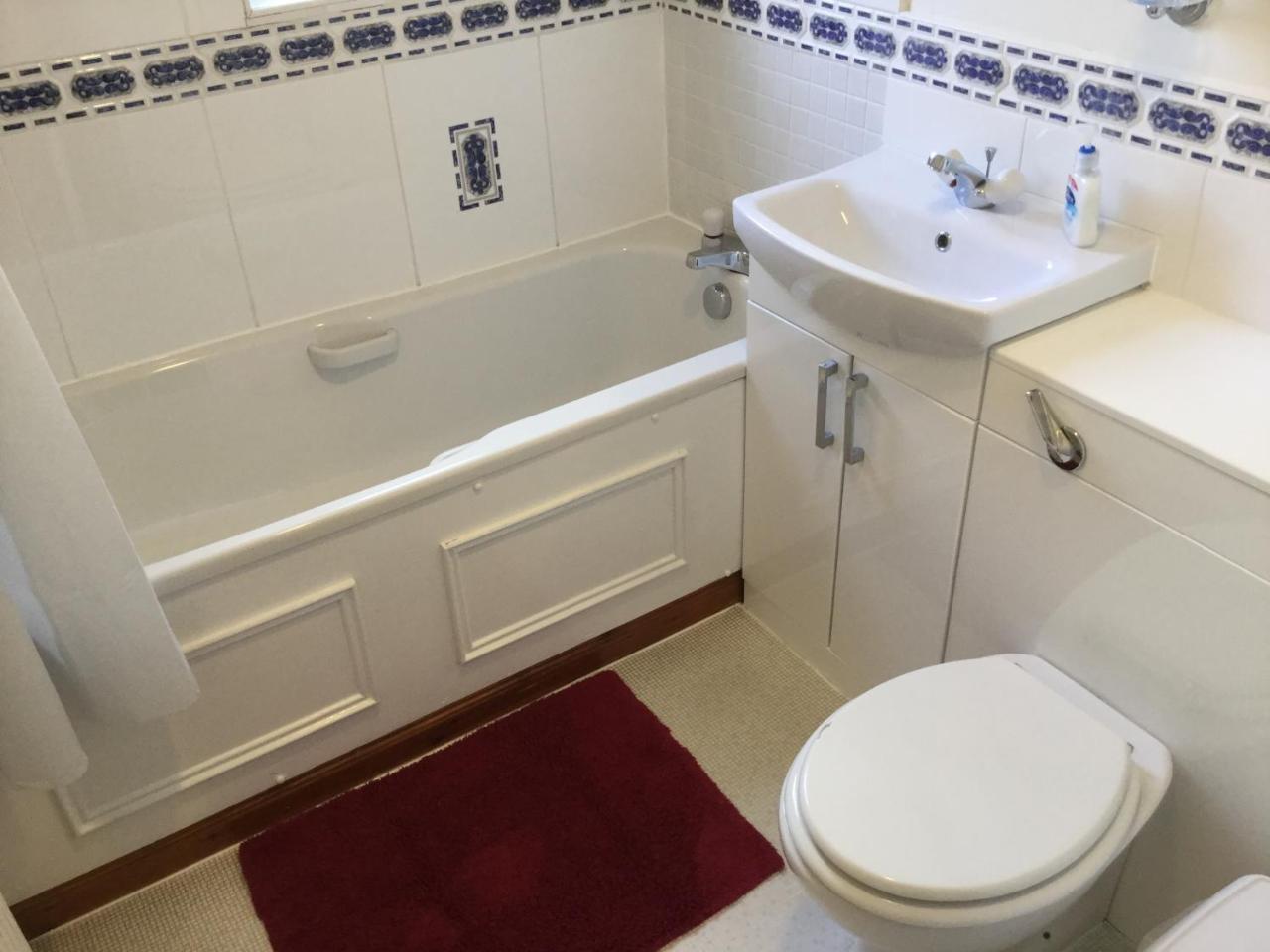Two-Bedroom Apartment - Golf View Free Parking Inverness Buitenkant foto