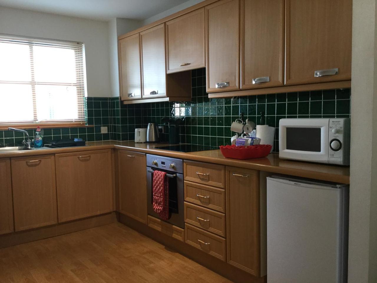 Two-Bedroom Apartment - Golf View Free Parking Inverness Buitenkant foto